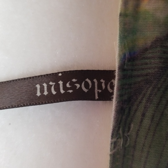 Patterned Spaghetti Strap Shirt - Picture 4 of 6